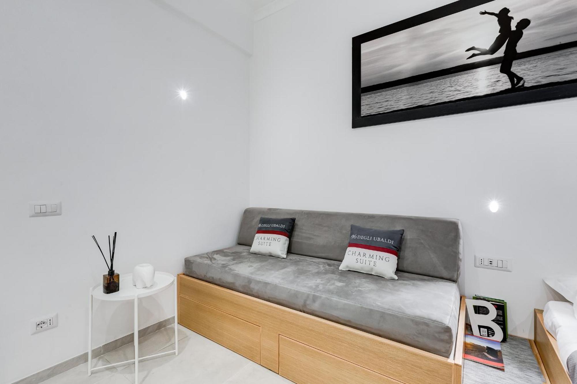 96 Degli Ubaldi Charming Suite Roma Dış mekan fotoğraf