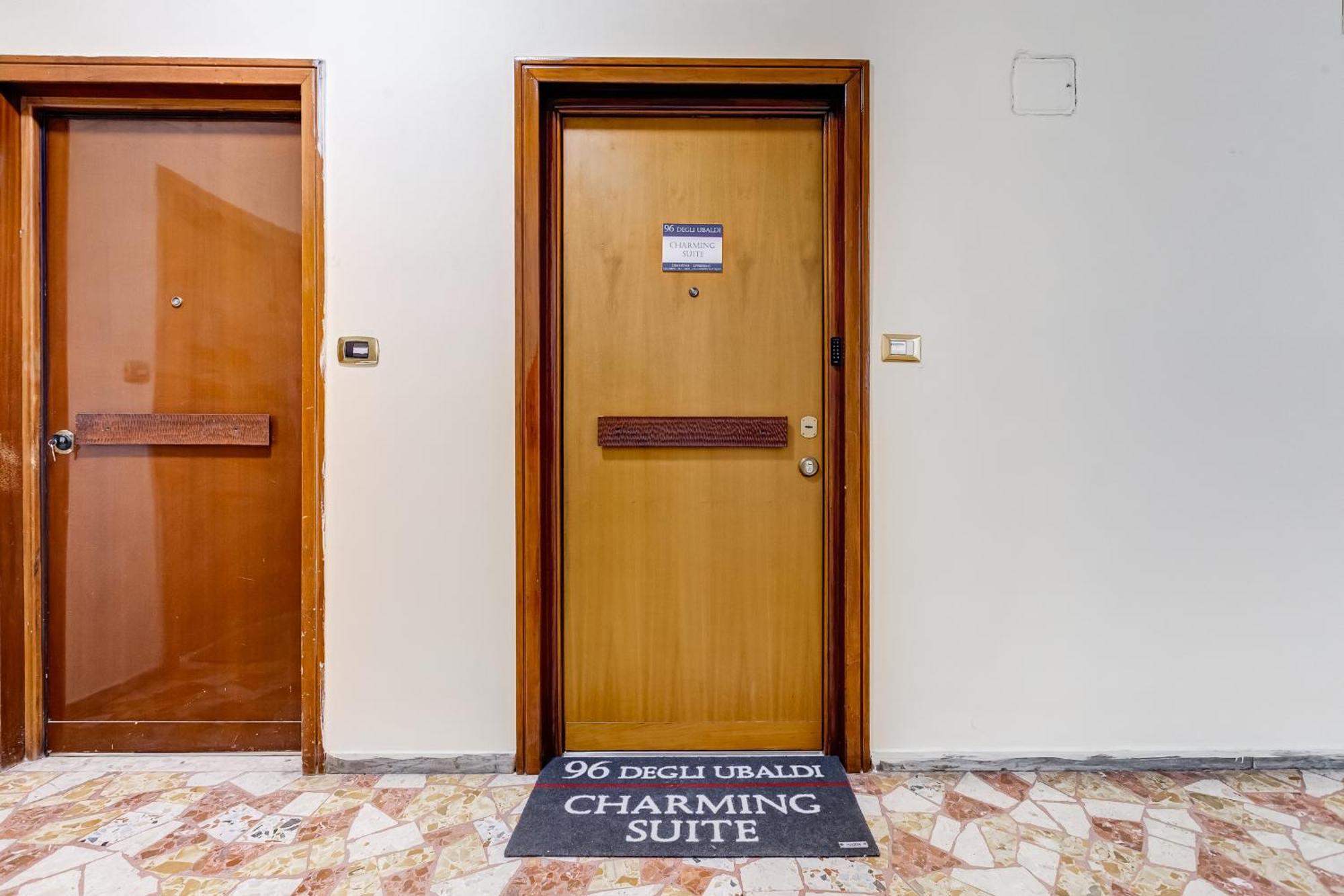 96 Degli Ubaldi Charming Suite Roma Dış mekan fotoğraf